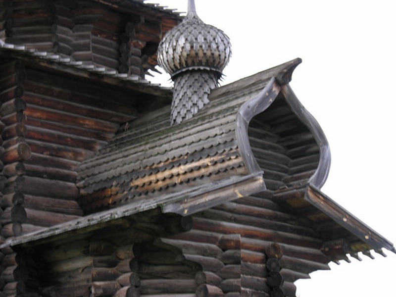 Экспозиции: Спассо-Зашиверская церковь в музее под открытым небом в Академгородке
