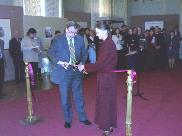 Экспозиции: Открытие выставки Госпиталь в Зимнем дворце 10 марта 2006 года
