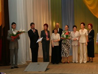 Учреждения  культуры г. Сарапула поздравляют  музей. Фото Е. Караванова
