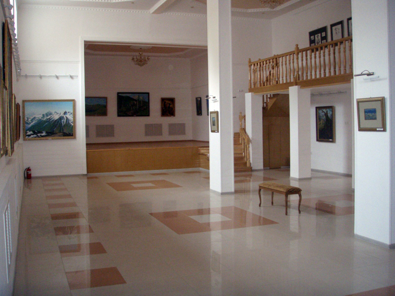 Экспозиции: Выставочный зал музея
