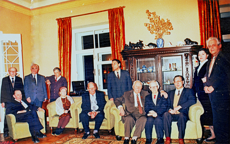 Экспозиции: В доме академика И.В. Курчатова в день его 83-летней годовщины со дня рождения

