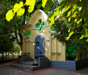 Экспозиции: Здание музея по ул. Московская,13 -  бывшая часовня Свято-Николаевского Черноостровского монастыря
