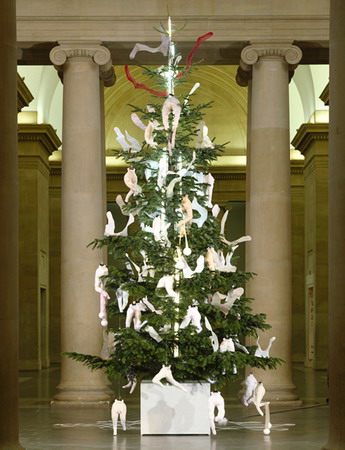 Экспозиции: Рождественская ель Галереи Тейт, Лондон
