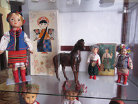 Куклы в национальных костюмах Украинской ССР
