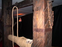 На выставке Инквизиция. Средневековые орудия пыток в Петропавловской крепости

