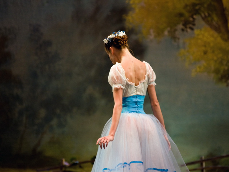 Экспозиции: Russie — Coeur du Ballet.
