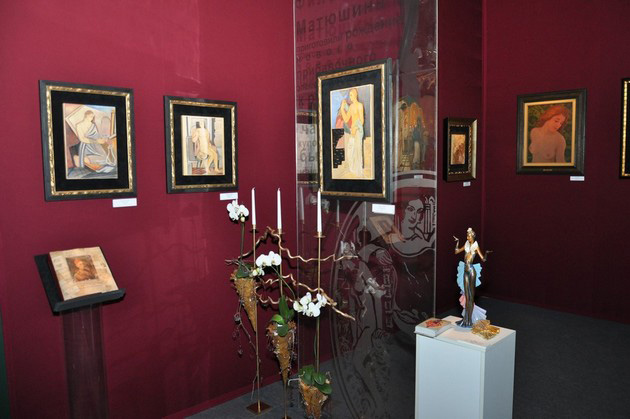 Экспозиции: XXXIV Российский Антикварный Салон в в Центральном доме художника (Москва)

