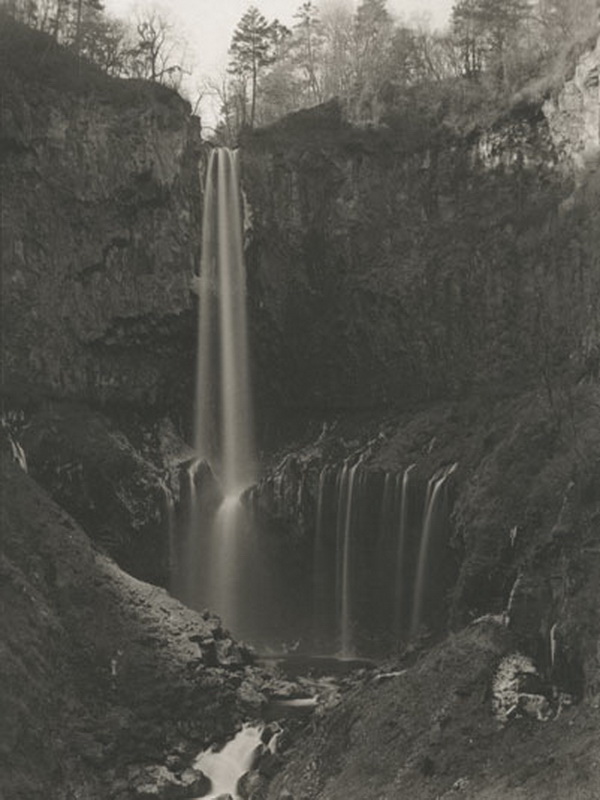 Экспозиции: Waterfall
