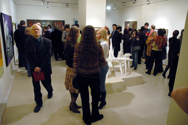 Экспозиции: Фотография с открытия галереи
