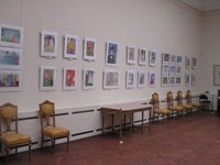 Экспозиция выставки - детские рисунки
