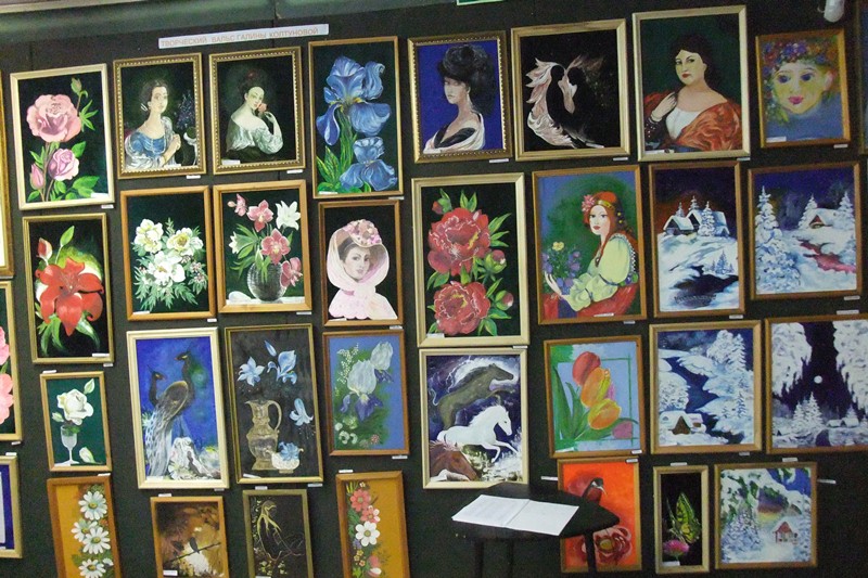 Экспозиции: Художественная экспозиция картин Г.Колтуновой
