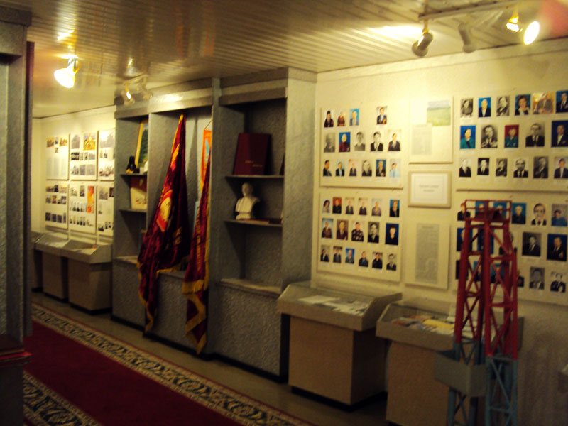 Экспозиции: Второй этаж музея

