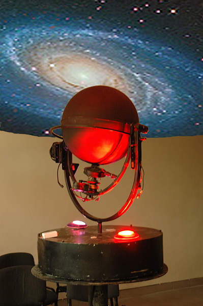 Экспозиции: Передвижной планетарий в Ставропольском музее-заповеднике
