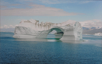 Айсберг в районе ледника Якобсон
