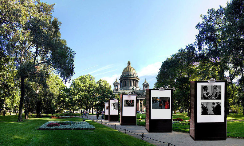 Значимые места: Выставка в Александровском саду
