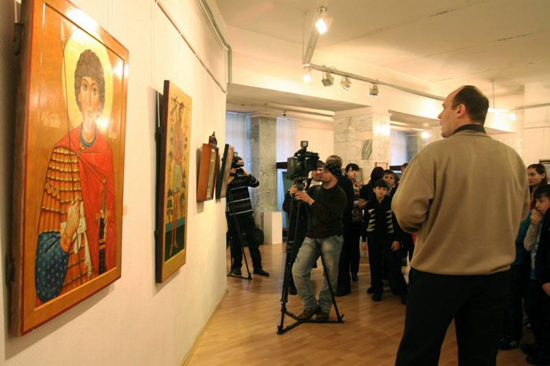 Значимые места: Экскурсия по выставке Святые лики Руси
