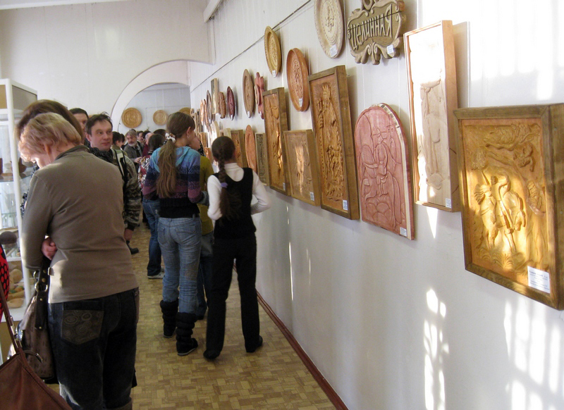 Значимые места: Выставка-конкурс юных резчиков по дереву Золотой резец
