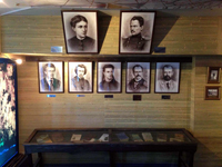 Значимые места: Галерея портретов членов семьи Миклухо-Маклая
