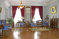Значимые места: Елагиноостровский дворец-музей декоративно-прикладного искусства и интерьера XVIII-XXI вв.
