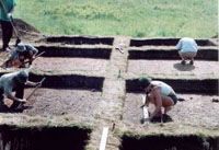 Исследовательские работы на раскопе. Археологическая экспедиция Иднакар - 2006
