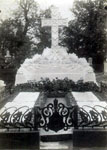 Забытая могила Аскольдова кладбища
