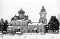 Свято-Никольская церковь в д. Монастырь, построена в 1910. Памятник деревянного зодчества
