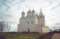 Вид Успенского собора, памятника 14в.
