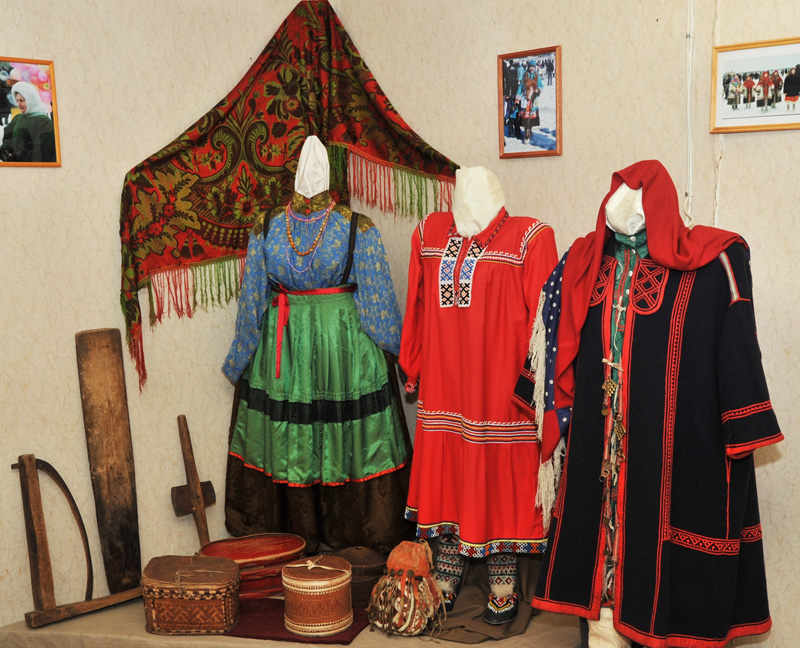 Значимые места: Традиционная одежда, обувь, утварь народов Севера
