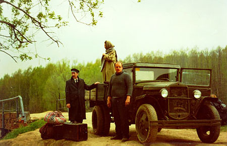Значимые места: Полуторка ГАЗ-АА 1933 г. Дмитрий Ломако на съемках фильма Утро Патриарха
