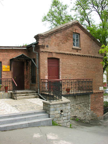 Значимые места: Мемориальный дом-музей В. К. Арсеньева
