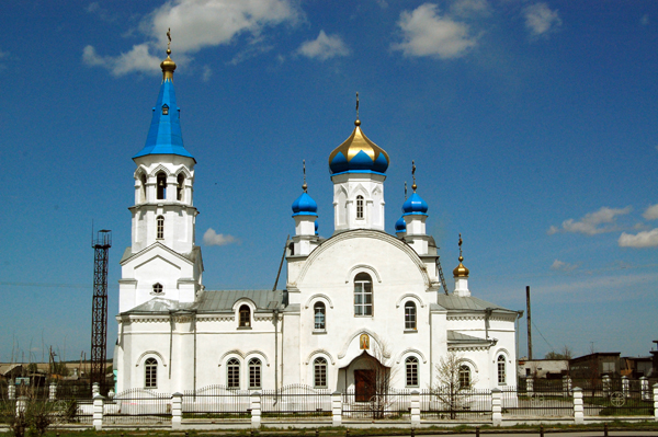 Значимые места: Свято-Троицкая церковь села Красного
