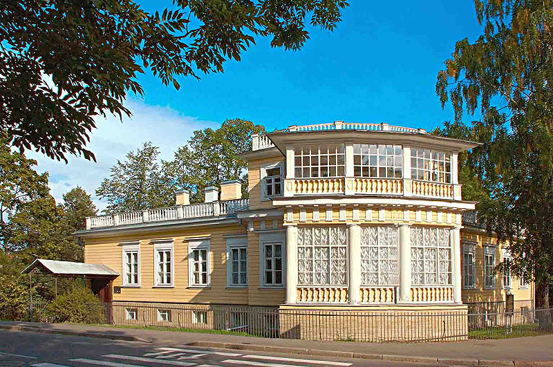 Значимые места: Вид здания Музея-дачи А.С. Пушкина (г. Пушкин)
