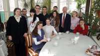 Студенты Менделеевского университета после экскурсии по музею
