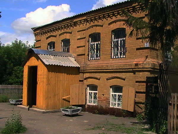 Здания и сооружения: Ребрихинский районный краеведческий музей
