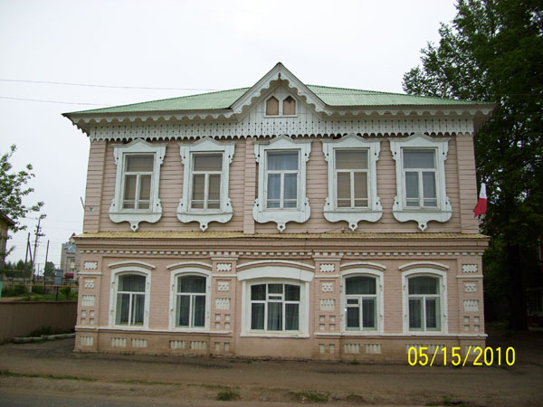 Здания и сооружения: Вавожский районный краеведческий музей
