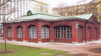 Здания и сооружения: Домик Петра I (филиал Русского  музея)
