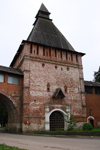 Башня Никольская, где расположен музей Смоленский лен
