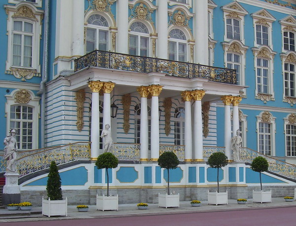 Здания и сооружения: Б. Растрелли. Екатерининский дворец, середина  XVIII века, Пушкин

