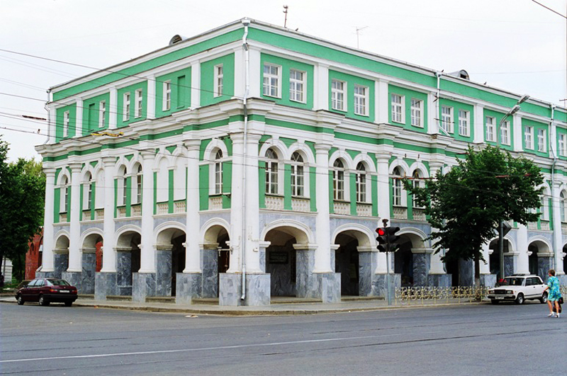 Здания и сооружения: Орловский краеведческий музей
