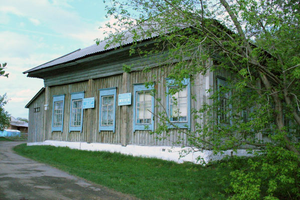 Здания и сооружения: Залесовский районный краеведческий музей
