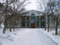 Здание Центра искусства, культуры и досуга, где находится Макаровский краеведческий музей
