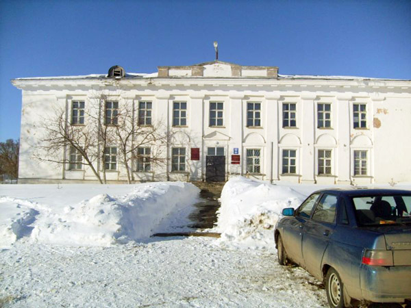 Здания и сооружения: Киясовский районный музей Кривоногова Петра Александровича
