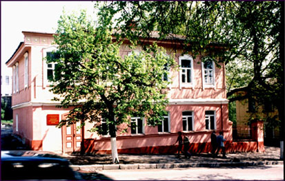Здания и сооружения: Литературно-мемориальный музей А.К.Толстого
