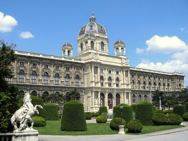 Здания и сооружения: Музей естествознания, Вена
