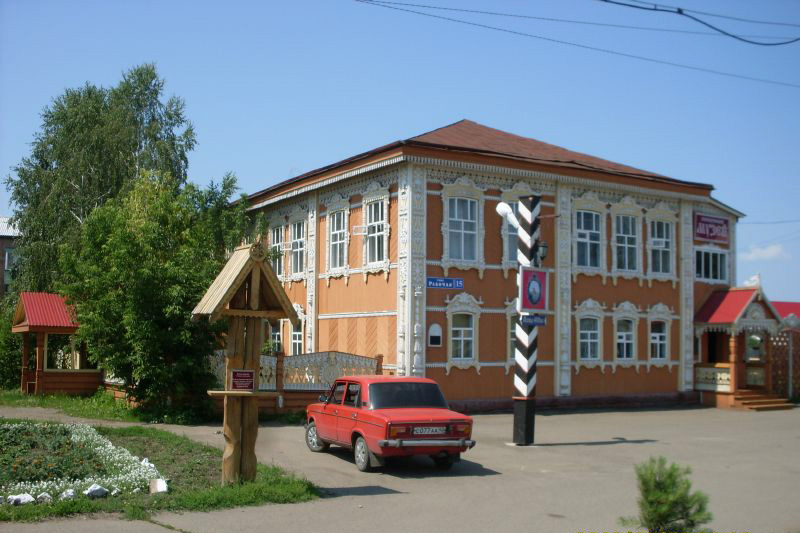 Здания и сооружения: Мариинский краеведческий музей
