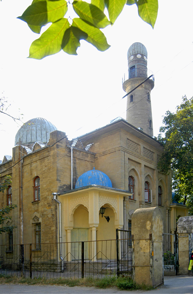 Здания и сооружения: Зданиe бывшей мечети, где расположена  Картинная галерея пейзажей П.М. Гречишкина
