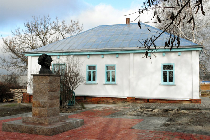 Здания и сооружения: Дом-музей  В.Я. Ерошенко
