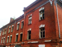 Здания и сооружения: Исторические казармы в Сокольниках до сноса
