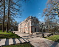 Здания и сооружения: Оперный дом Царицына
