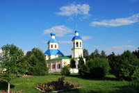 Здания и сооружения: Церковь Святых Апостолов Петра и Павла в селе Ясенево, где 9 июля 1822 года венчались родители Л.Н. Толстого
